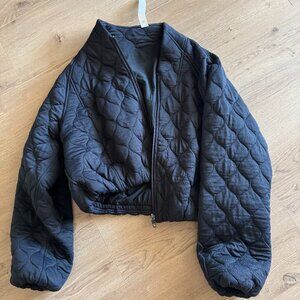 lululemon quilted cropped bomber jacket sz 6